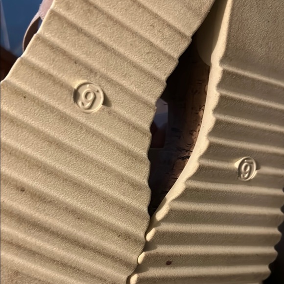 Target heels - Picture 14 of 15